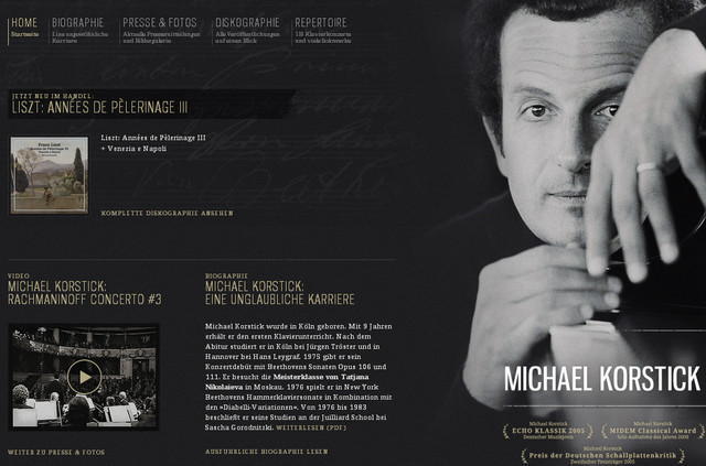 creative site with a blabk grey dark layout Michael Korstick